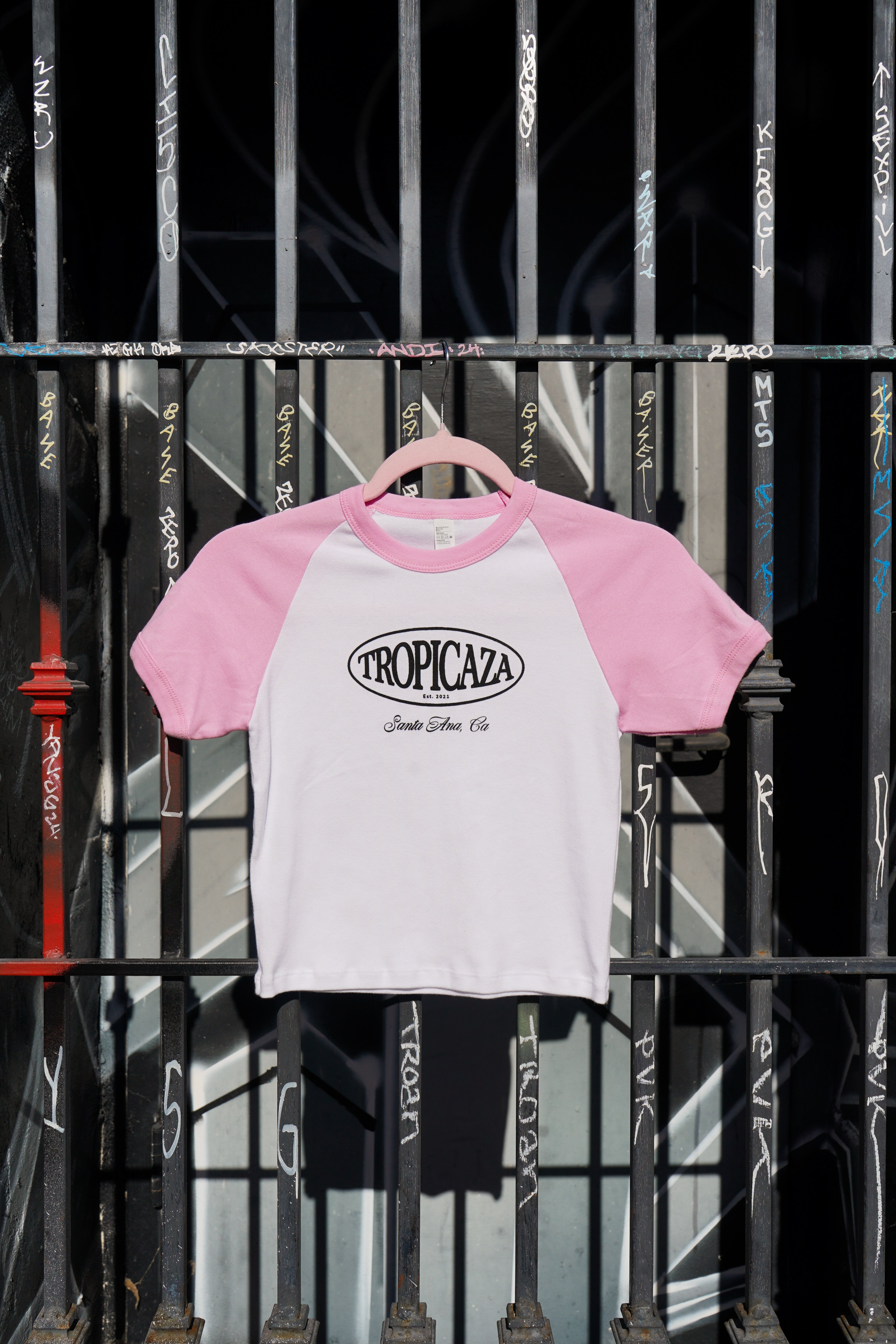 Tropicaza Women's Cropped Baby Tee: Pink