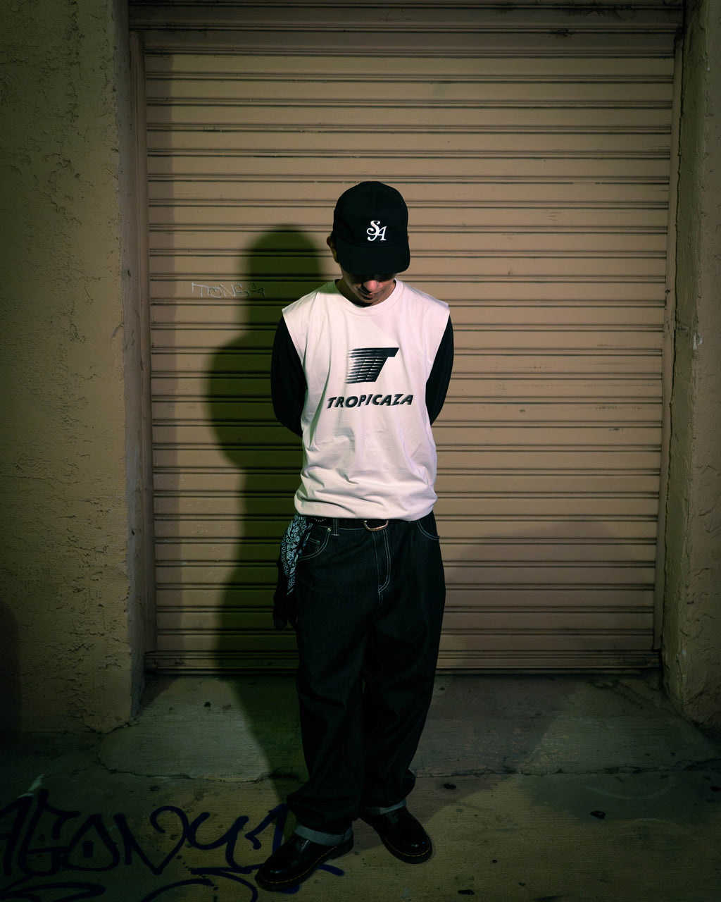 Tropicaza Classic Tank: Beige